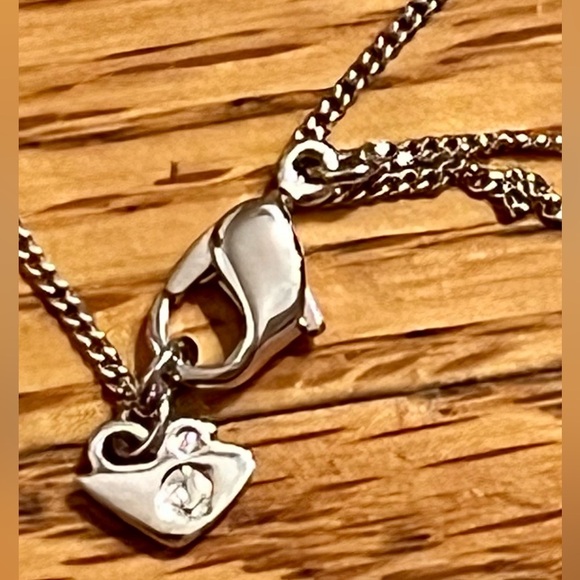 Swarovski Silver Teardrop Crystal Pendant in Circle Halo Sparkle Gift Minimalist - Picture 13 of 16